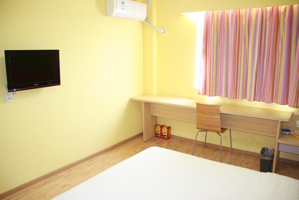 7Days Inn Foshan Dongfang Square Walmart المظهر الخارجي الصورة