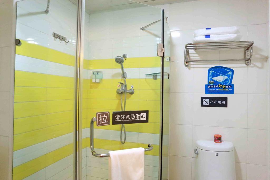7Days Inn Foshan Dongfang Square Walmart الغرفة الصورة